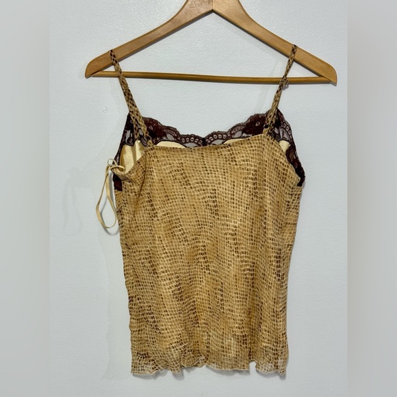 Cable and Gauge Women’s Medium Blouse Off The Shoulder - Picture 2 of 3